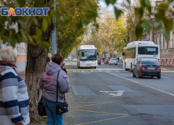 Из-за порыва горячей воды в Ростове не работает сервис управления перевозками