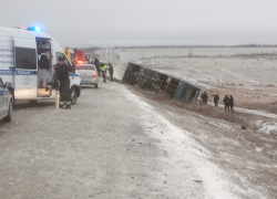 Под Ростовом перевернулся пассажирский автобус, два человека погибли