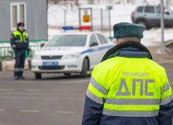 Водитель такси погиб в ДТП под Ростовом