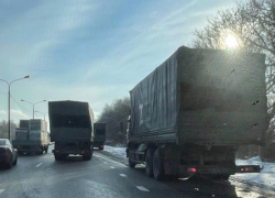На трассе М-4 «Дон» вновь образовалась многокилометровая пробка в сторону Ростова