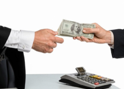 В Ростовской области сотрудника полиции подозревают в желании получить взятку