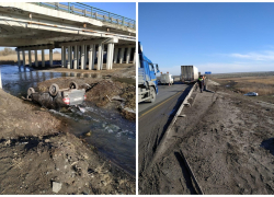 Под Ростовом скончался водитель автомобиля, который упал с моста в реку