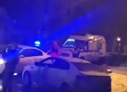 Молодая пассажирка неуступчивой автоледи пострадала в тройном ДТП на темной улице Ростова