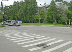 Сразу троих детей на пешеходном переходе сбил "слепой" водитель в Ростовской области