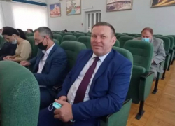 Бывший начальник КУИ Батайска и предприниматели арестованы за мошенничество с муниципальной землей