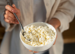 Ростовское предприятие произвело из 2 тонн сырья более 5 тонн творога