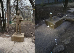 «Смеялся до слез»: Павел Деревянко оценил свою «оскароносную» статую в Таганроге