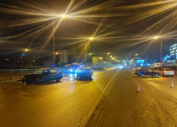 В Ростове шесть человек пострадали в тройном ДТП на Пойменной