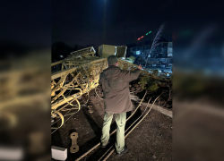 Следователи возбудили уголовное дело после гибели двух человек при падении строительного крана