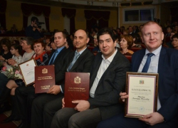 Самых лучших работников культуры в Ростове наградили почетными грамотами 