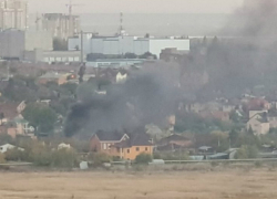 Крупный пожар разгорелся в донском СНТ