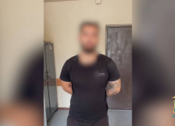 Дончанин избил палкой пьяного гостя, пристававшего к его девушке