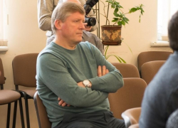 По делу таганрогского экс-депутата Виктора Гревцева суды приняли уже семь решений, а приговора так и нет