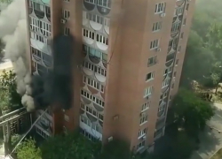 В Ростове полностью выгорела квартира в многоэтажке по вине психически нездорового ребенка