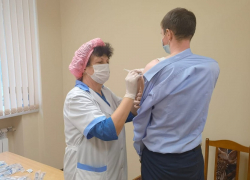 Ростовская область опережает страну по прививкам от гриппа