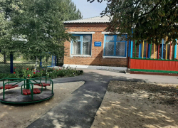 Детский сад поврежден осколками из-за атаки ВСУ в Ростовской области 