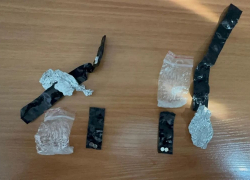 В Ростове 25-летний парень попался с десятками свертков наркотиков и «закладочным набором»