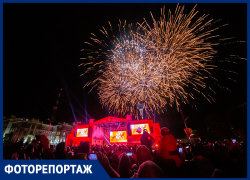 Более 100 тысяч жителей Ростова увидели гала-концерт и фейерверк в День Победы