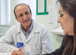 СК проверит невыдачу жилья ветерану врачу-терапевту из Ростова 