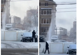 На 2-ой Краснодарской в Ростове забил мощный коммунальный фонтан