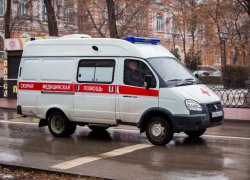 Опасный обгон закончился опрокидыванием автомобиля в Ростовской области