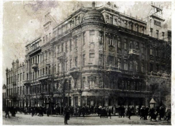 Тогда и сейчас: культовый кинотеатр "Буревестник" на Большой Садовой