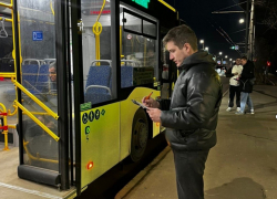 Во время проверки общественного транспорта в Ростове выявлено 17 нарушений