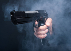 Конфликт между водителем и пешеходом в Ростове закончился стрельбой 