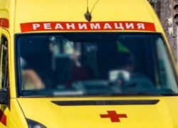 Сотрудник МЧС пострадал при тушении пожара после атаки в Новошахтинске