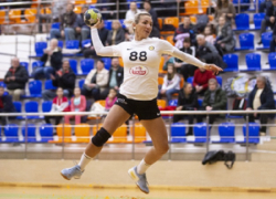 Ростовские гандболистки выиграли четырнадцатый матч подряд