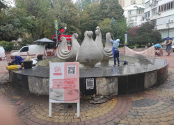 Волонтеры «Том Сойер Феста» продолжают восстанавливать фонтан «Лиры» в Ростове