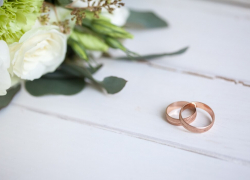 В последнюю красивую дату года 24.12.2024 в Ростове в брак вступят 77 пар