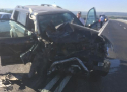 Тройная авария унесла жизни двоих жителей Ростовской области