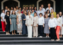 Ежегодно 5 октября более ста стран мира празднуют День учителя