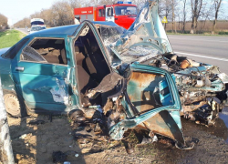 Водитель не уступил дорогу и спровоцировал смертельное ДТП в Ростовской области