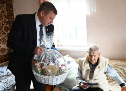 Донской ветеран Великой Отечественной войны Яков Беляков отметил 100-летний юбилей