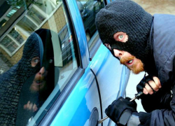 Цифровой алкотестер похитил у пожилого автолюбителя страждущий рецидивист в Ростове