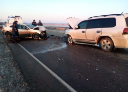 Водитель иномарки вылетел на встречку и спровоцировал смертельное ДТП под Ростовом