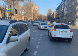 Водитель «Газели» в Ростове сбил 11-летнюю девочку и скрылся с места аварии