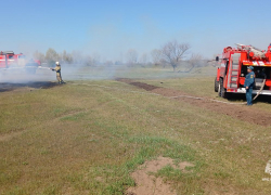 За сутки сотрудники МЧС ликвидировали 10 техногенных пожаров в Ростовской области 