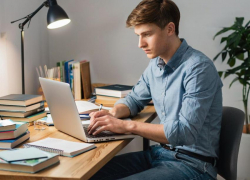 В Ростове обсудили, как молодежи избежать долговых ловушек