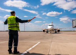 Часть самолетов «Азимут» вернутся в Платов