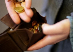 Самые малоимущие жители Ростовской области получат деньги "от губернатора"