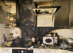 Женщина попала в больницу после пожара из-за электрочайника в Ростове 