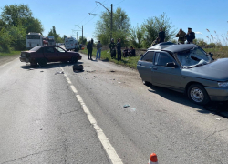 В Ростовской области в ДТП с автобусом погиб один человек и трое пострадали