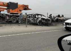 Пострадавший в ДТП с бензовозом под Ростовом находится в тяжёлом состоянии