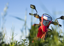 В Ростовской области на трассе насмерть разбился мотоциклист