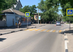 В Ростовской области в аварии пострадала школьница, внезапно выбежавшая на дорогу