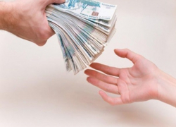 Зомбированные 37-летней ростовчанкой одноклассники отдали ей 69 миллионов рублей