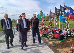 Региональные власти обратили внимание на состояние Аллеи Почётных захоронений в Цимлянске